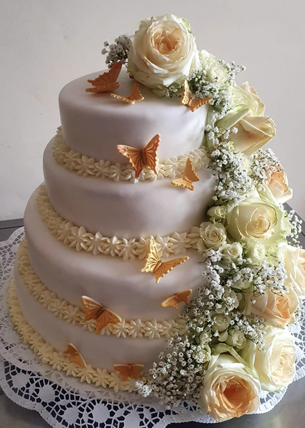 Hochzeitstorte zweistöckig