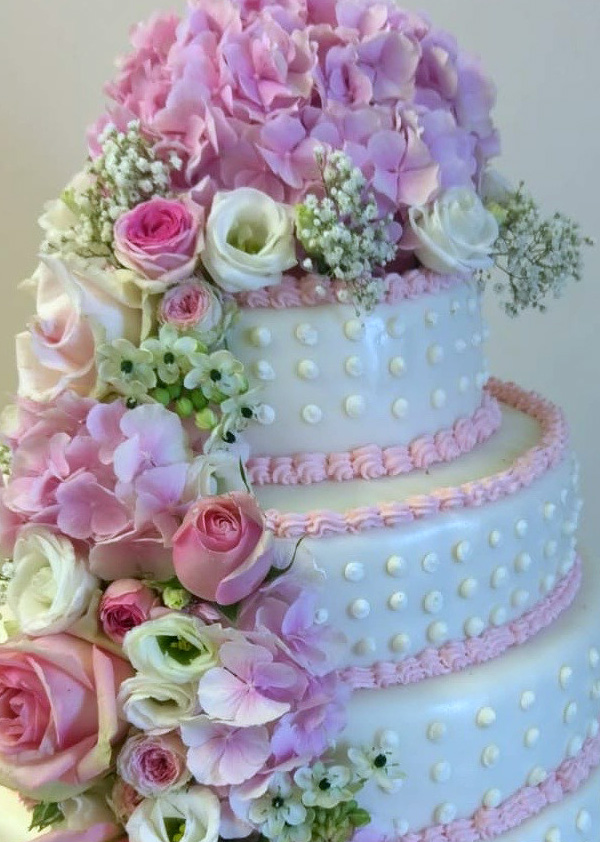 Hochzeitstorte dreistöckig